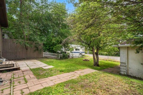 2307 Richmond Road Sw, Calgary, AB - Outdoor
