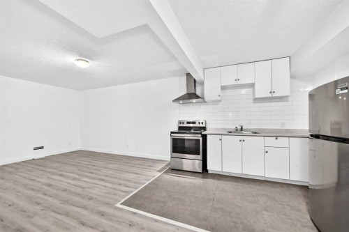 469 Skyview Shores Manor Ne, Calgary, AB - Indoor Photo Showing Kitchen