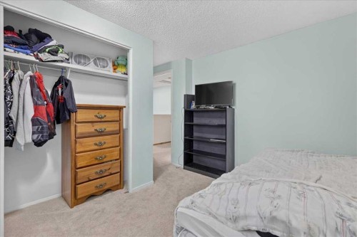 120 Aboyne Place Ne, Calgary, AB - Indoor Photo Showing Bedroom