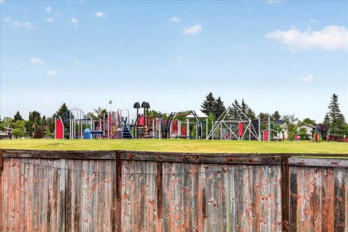 120 Aboyne Place Ne, Calgary, AB - Outdoor