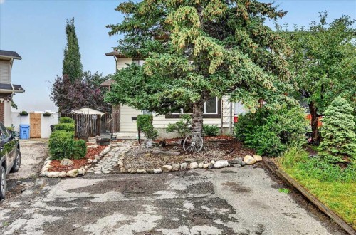 120 Aboyne Place Ne, Calgary, AB - Outdoor
