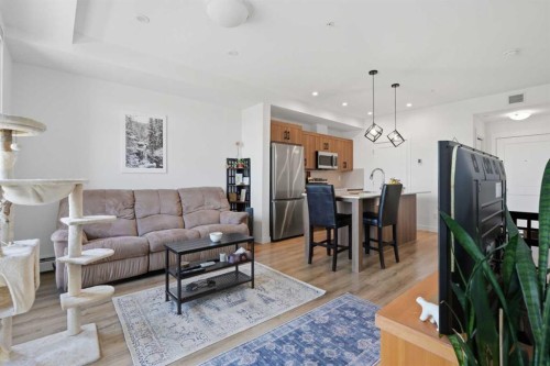 5112-200 Seton Circle Se, Calgary, AB - Indoor Photo Showing Other Room