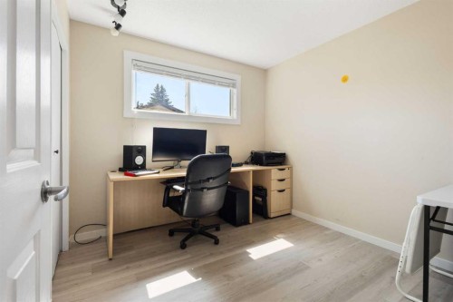 14904 1 Street Se, Calgary, AB - Indoor Photo Showing Office