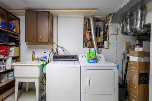 14904 1 Street Se, Calgary, AB - Indoor Photo Showing Laundry Room