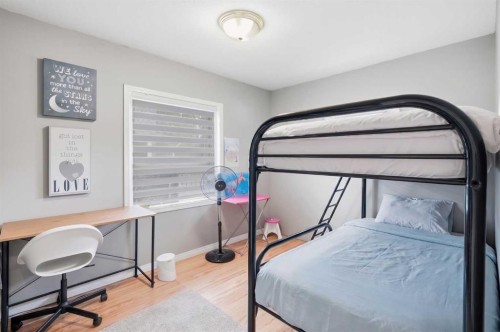 2145 24 Avenue, Didsbury, AB - Indoor Photo Showing Bedroom