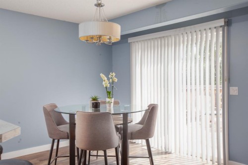 443 Tuscany Ridge Heights Nw, Calgary, AB - Indoor Photo Showing Dining Room