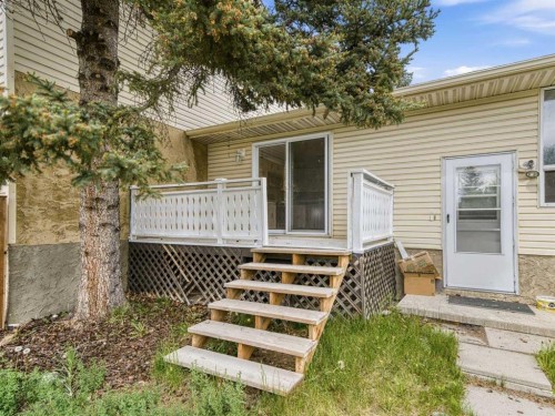 6506 Ranchview Drive Nw, Calgary, AB - Outdoor With Deck Patio Veranda