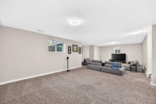 152 Chaparral Drive Se, Calgary, AB - Indoor