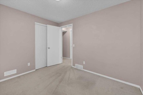 231 Tuscany Drive Nw, Calgary, AB - Indoor Photo Showing Other Room