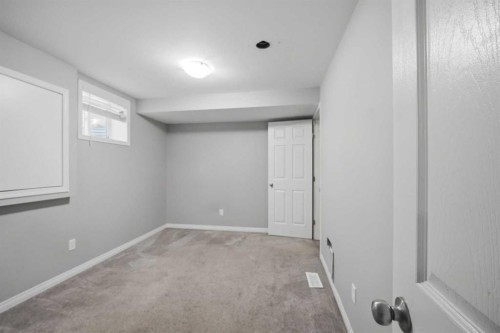 84 Cougar Ridge Circle Sw, Calgary, AB 