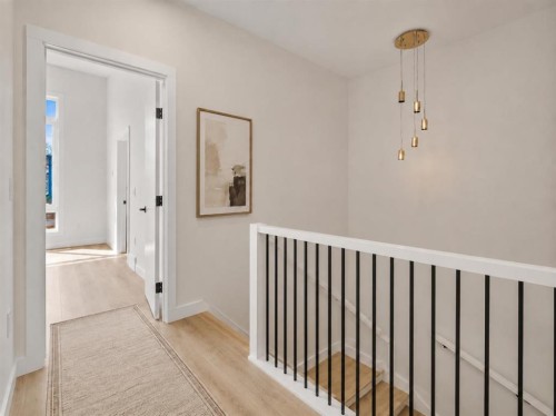2354 7 Street Nw, Calgary, AB - Indoor Photo Showing Other Room