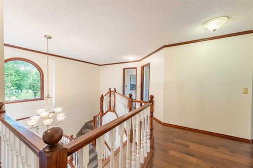 46 Mountain Park Drive Se, Calgary, AB - Indoor Photo Showing Other Room