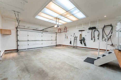 46 Mountain Park Drive Se, Calgary, AB - Indoor Photo Showing Garage