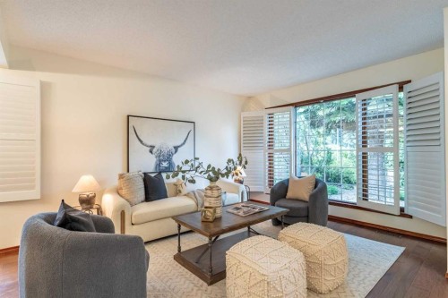46 Mountain Park Drive Se, Calgary, AB - Indoor Photo Showing Living Room