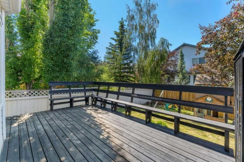 29 Douglas Glen Crescent Se, Calgary, AB - Outdoor