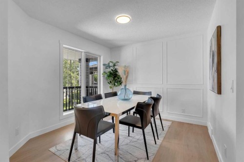 29 Douglas Glen Crescent Se, Calgary, AB - Indoor Photo Showing Dining Room