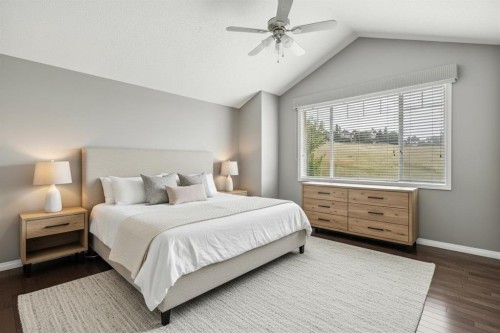 139 Hidden Creek Gardens Nw, Calgary, AB - Indoor Photo Showing Bedroom