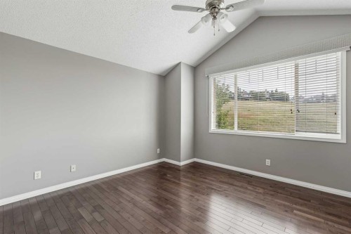 139 Hidden Creek Gardens Nw, Calgary, AB - Indoor Photo Showing Other Room