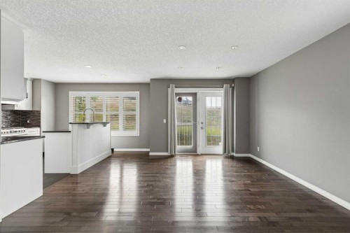 139 Hidden Creek Gardens Nw, Calgary, AB - Indoor Photo Showing Kitchen