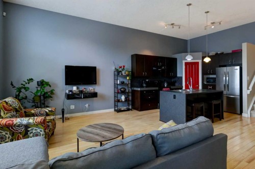 6 Elgin Meadows Road Se, Calgary, AB - Indoor Photo Showing Living Room