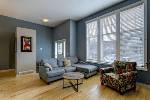 6 Elgin Meadows Road Se, Calgary, AB - Indoor Photo Showing Living Room