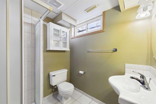 5 Chisholm Crescent Nw, Calgary, AB 