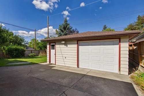 5 Chisholm Crescent Nw, Calgary, AB 