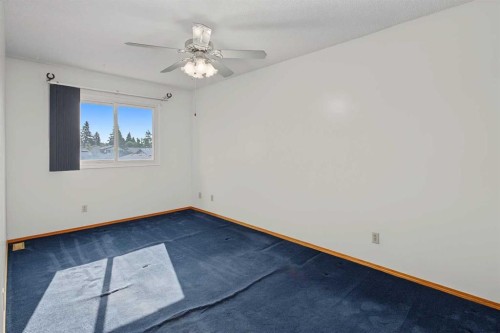 75-175 Manora Place Ne, Calgary, AB - Indoor Photo Showing Other Room