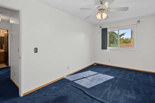 75-175 Manora Place Ne, Calgary, AB - Indoor Photo Showing Other Room