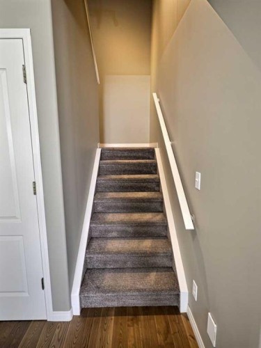 185 Tuscarora Close Nw, Calgary, AB - Indoor Photo Showing Other Room