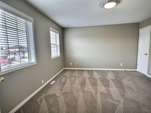 185 Tuscarora Close Nw, Calgary, AB - Indoor Photo Showing Other Room