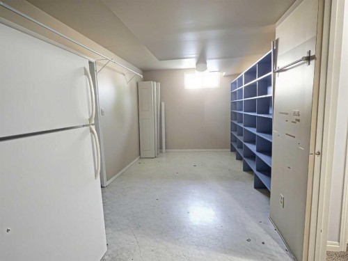 185 Tuscarora Close Nw, Calgary, AB - Indoor