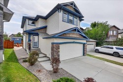 128 Cranberry Circle SE Calgary, AB T3M 0N7