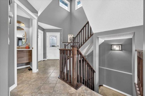 128 Cranberry Circle Se, Calgary, AB - Indoor Photo Showing Other Room