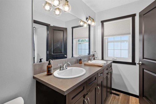 19 Marine Drive Se, Calgary, AB - Indoor Photo Showing Bathroom