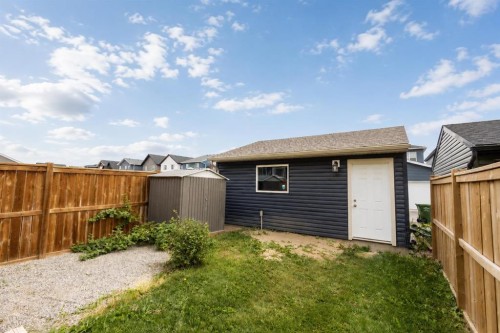 20588 Main Street Se, Calgary, AB - Outdoor