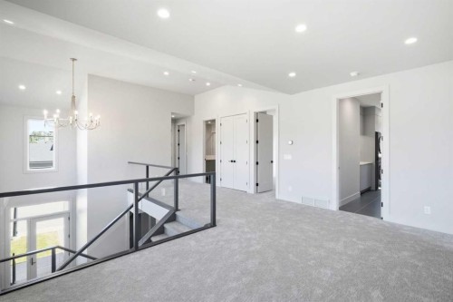 3 Mystic Ridge Way Sw, Calgary, AB - Indoor Photo Showing Other Room