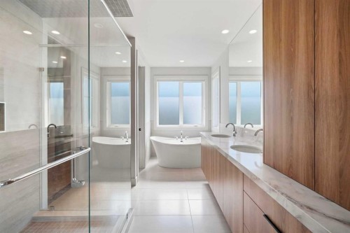 3 Mystic Ridge Way Sw, Calgary, AB - Indoor Photo Showing Bathroom