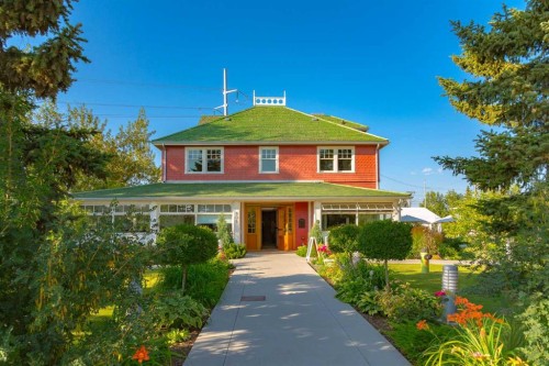 2234 15A Street Se, Calgary, AB - Outdoor