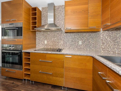 3782 Douglas Ridge Link Se, Calgary, AB - Indoor Photo Showing Kitchen With Upgraded Kitchen