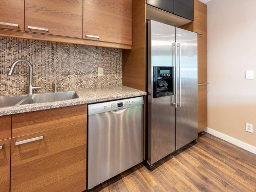 3782 Douglas Ridge Link Se, Calgary, AB - Indoor Photo Showing Kitchen With Stainless Steel Kitchen