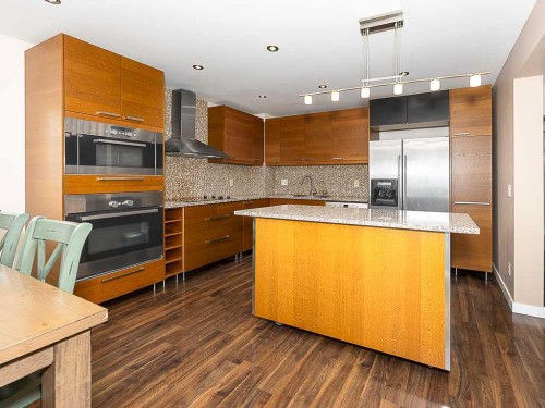 3782 Douglas Ridge Link Se, Calgary, AB - Indoor Photo Showing Kitchen With Upgraded Kitchen