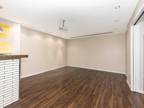 3782 Douglas Ridge Link Se, Calgary, AB - Indoor Photo Showing Other Room