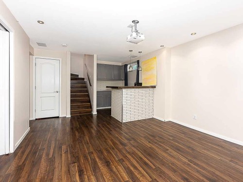 3782 Douglas Ridge Link Se, Calgary, AB - Indoor Photo Showing Other Room