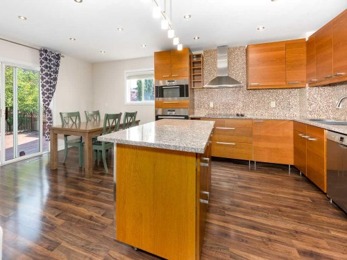 3782 Douglas Ridge Link Se, Calgary, AB - Indoor Photo Showing Kitchen With Upgraded Kitchen