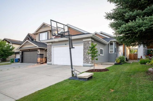 98 Chapala Grove Se, Calgary, AB - Outdoor With Facade