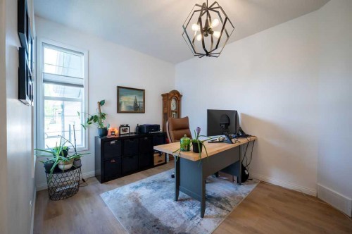 98 Chapala Grove Se, Calgary, AB - Indoor Photo Showing Office