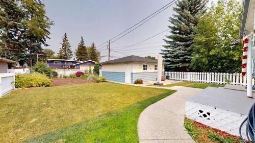 712 55 Avenue Sw, Calgary, AB - Outdoor