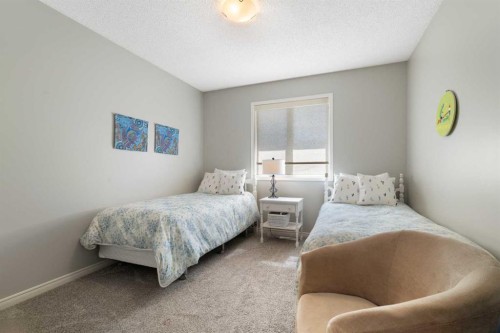 71 Scotia Landing Nw, Calgary, AB - Indoor Photo Showing Bedroom
