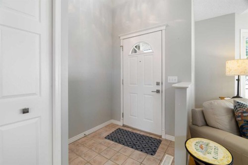 71 Scotia Landing Nw, Calgary, AB - Indoor Photo Showing Other Room